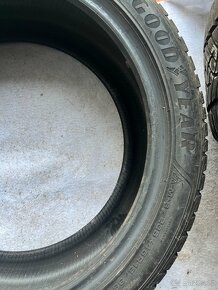 GOOD YEAR UltraGrip Performace 235/45 R18  rok 2021 - 2