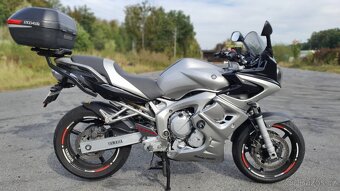 Yamaha FZ6 Fazer 72kw polokapota kufr serviska - 2