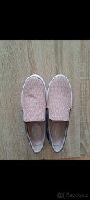 Nové boty slip on - 2