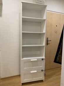 Knihovna IKEA Brimnes - 2