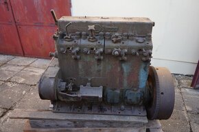 Motor ČKD Škoda typ 4S110 - 2