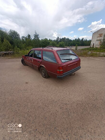 Prodám veškeré náhradní díly mercedes benz 124 250d kombi - 2