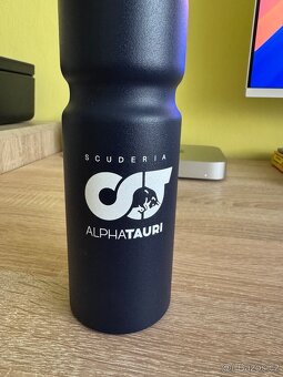 Licencovaná láhev Scuderia Alpha Tauri F1 SIGG, nová - 2