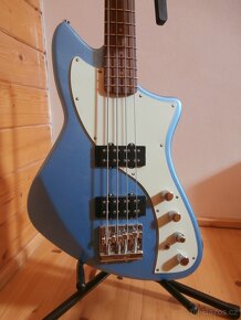 Prodám Fender Meteora Bass - 2