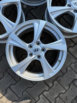 Alu Hyundai 5x114,3r17 7J ET 47 TPMS - 2