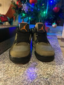 Nike Air Jordan 4 Retro Undefeated - 2