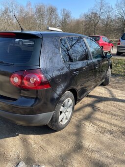 VW Golf V 1.9 TDI - 2