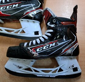 Brusle CCM JETSPEED FT2, vel:44D - 2