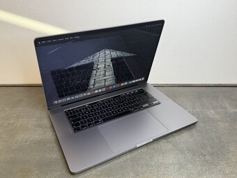 Macbook Pro 16" 2019 / I9 / 1TB / 16GB / Space gray - 2