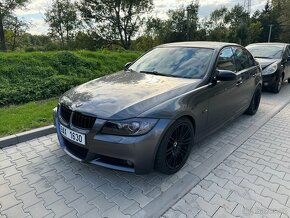 Bmw e90 335i - 2