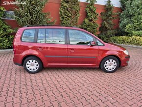 VW Touran 1.9TDI 77kW,2010,7míst,bez koroze,tažné,xenon. - 2