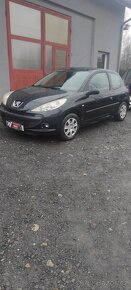 Peugeot 206+  1,1 /44kw benzín 2010rok - 2