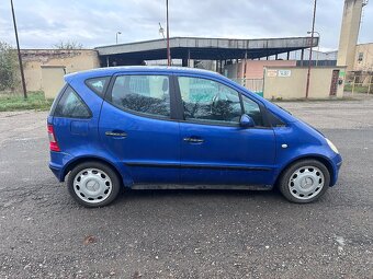 Mercedes A160 benzin / automat / roční dálniční známka - 2