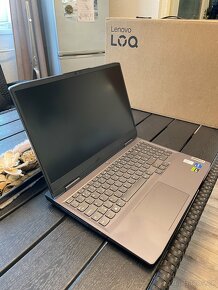 Nadupaný herní notebook Lenovo LOQ - 2