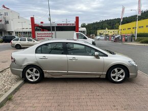 Honda Civic 8g 2008 Sedan - 2