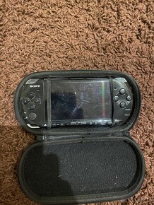 PSP 3000 piano black - 2