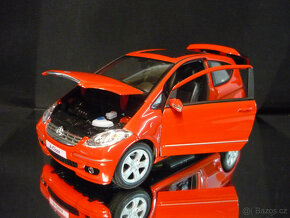 Mercedes Benz A200 Welly 1/18 - 2