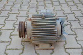 Motor 5,5 kW MEZ Mohelnice - 2