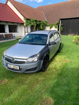 Opel astra 1.9 CDTI 74 kw - 2