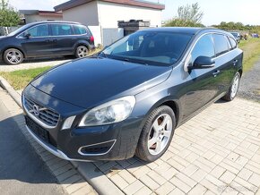 Volvo V60 D3 Momentum - 2