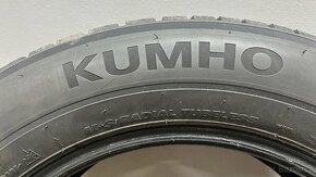 Kumho WinterCraft WS71 SUV 215/65 R17 99V - 2