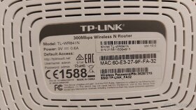 TP-LINK TL-WR841N router - 2