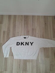 Bílá mikina DKNY - 2