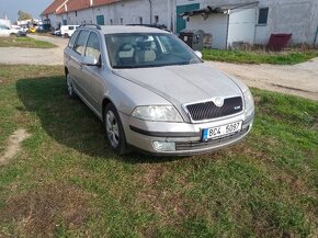 Škoda Octavia COMBI II. 2,0 TDI RS 125 KW - 2