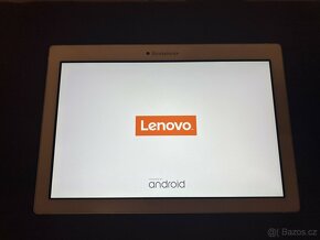 LENOVO - Tablet - 2