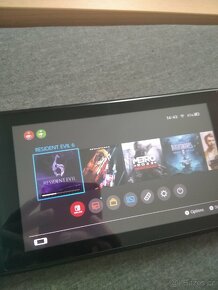 Nintendo switch bez příslušenství 1tb SD plus 21 her na účte - 2