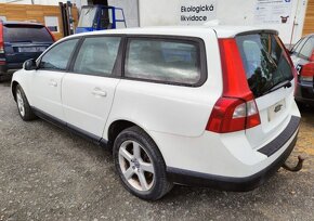 Volvo V70III D5 136kw- Náhradní díly - 2