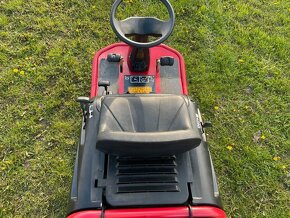 Rider MTD 60 Briggs & Stratton, seká i při couvání - 2