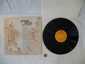 LP deska Jiří Brabec a Country beat hrají 12 zlatých hitů - 2