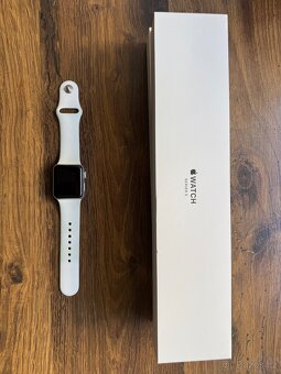 Apple Watch 3 38mm Silver - 2