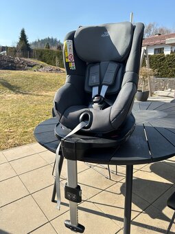 Britax Römer Dualfix M i-Size - 2