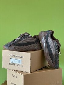 Yeezy BOOST 700 V2 mauve RARE - 2