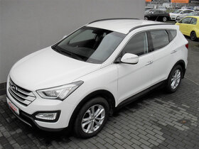 Hyundai Santa Fe 2,2 CRDi Premium 4WD Manuál 318.000Kč - 2