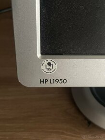 Hp l1950 monitor - 2