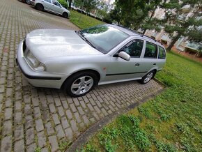 Skoda Octavia Combi 1,6i 74kw - 2