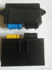 blok ovladačů- komfortní relé - Renault - 2