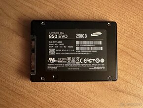 Samsung SSD 850 Evo - 2