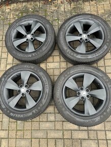 ORIGINÁL Alu Škoda NANUQ R17, 5x112 - TOP STAV - 2