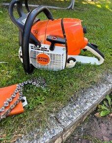 Stihl ms 461 + 1 lišta navíc  Zánovní stav 4.4Kw - 2