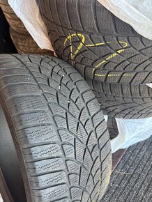 Zimní pneu Dunlop 255/35 R20 - 2