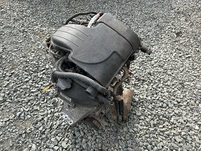 Toyota Yaris II motor 1.0, 51kw. 1KR - 2