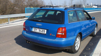 Audi A4 avant 2.4 V6 - 2