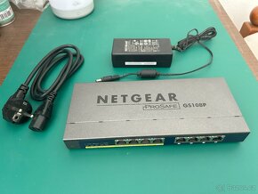 Switch Netgear GS108P 8 x 10/100/1000 Mb/s - 2