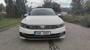 VW Passat R-Line / 2.0 TDI, 110 kW / první majitel - 2