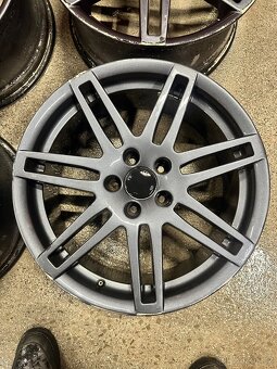 Originál Audi sline  5x112 r18 8j - 2