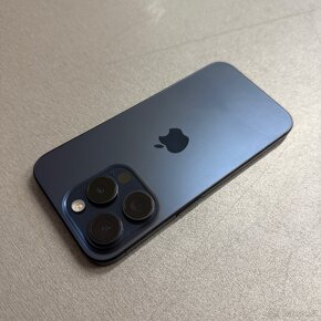 iPhone 15 Pro 128GB, pěkný stav, 12 měsíců záruka - 2